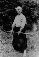 Le 33eme  SOKE: TOSHITSUGU TAKAMATSU